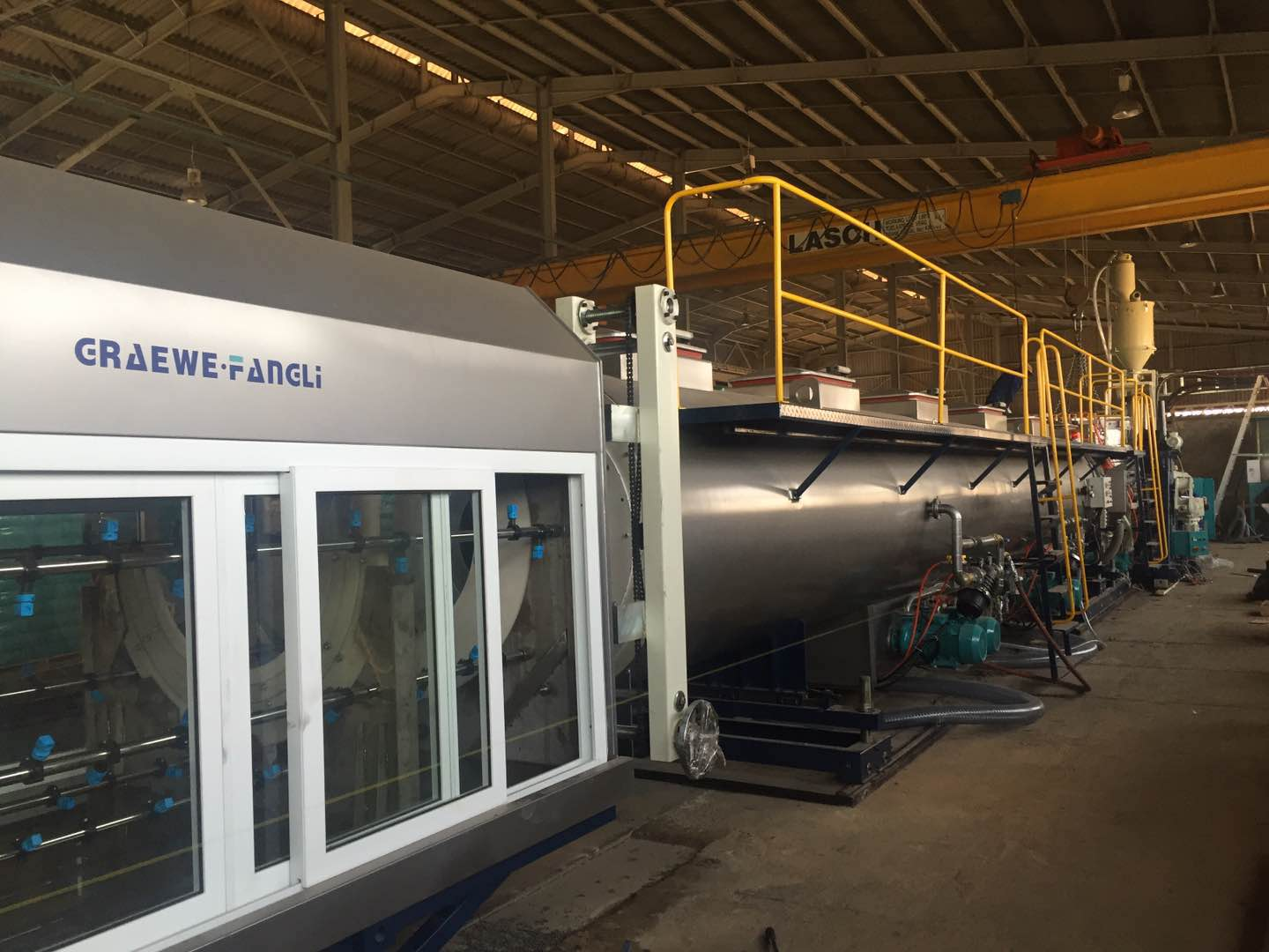 プラスチック押出機主機の不安定電流対策